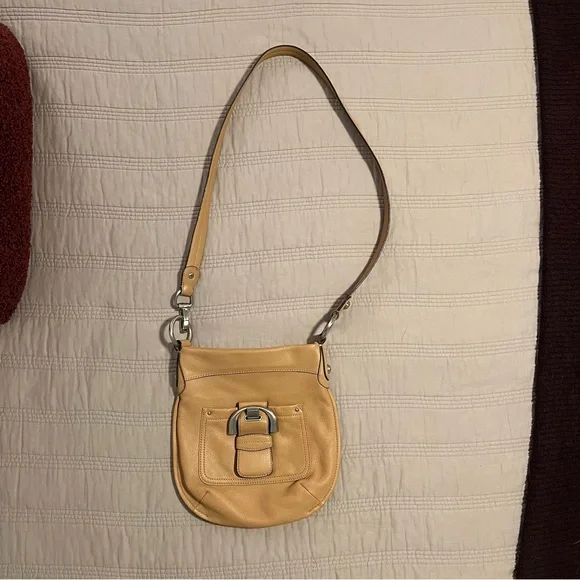 B. Makowsky Camel Tan Leather Crossbody Bag - Picture 2 of 8